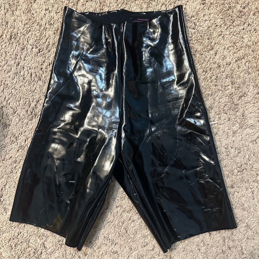 Commando Patent leather tummy control Biker Shorts Black Small Shiny Lacquer - Picture 4 of 9